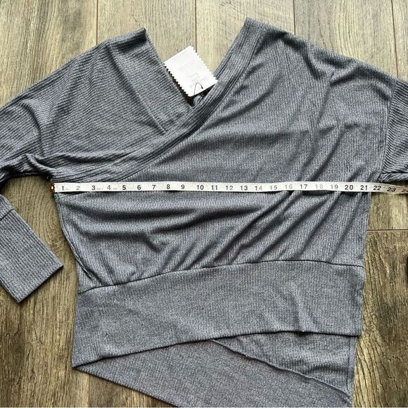Stella & Dot Asymmetrical Ribbed Double V Sweater NWT Chambray Blue Grey Small - Picture 7 of 12